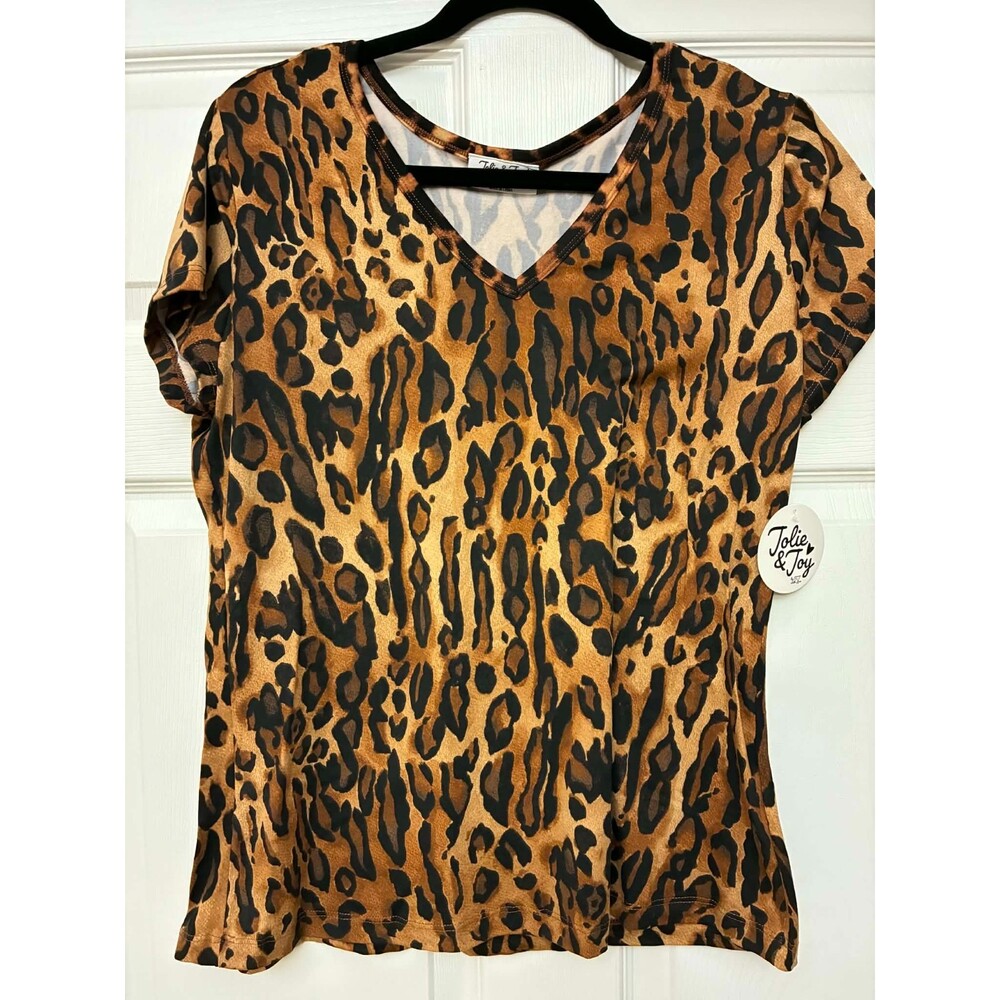 Jolie & Joy Leopard Print V-Neck Top Short Sleeve Stretch NWT 1X‎